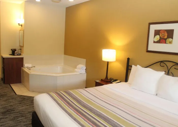 Country & By Radisson, Crystal Lake, Il Hotel