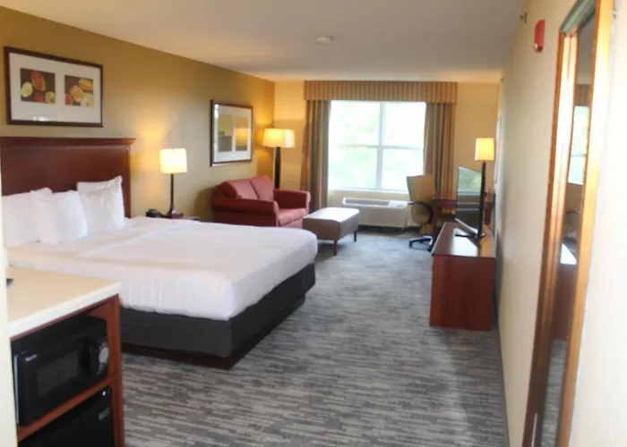 Country & By Radisson, Crystal Lake, Il Hotel Crystal Lake