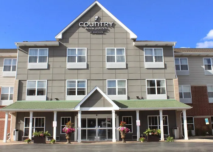 Hotel Country & By Radisson, Crystal Lake, Il Crystal Lake