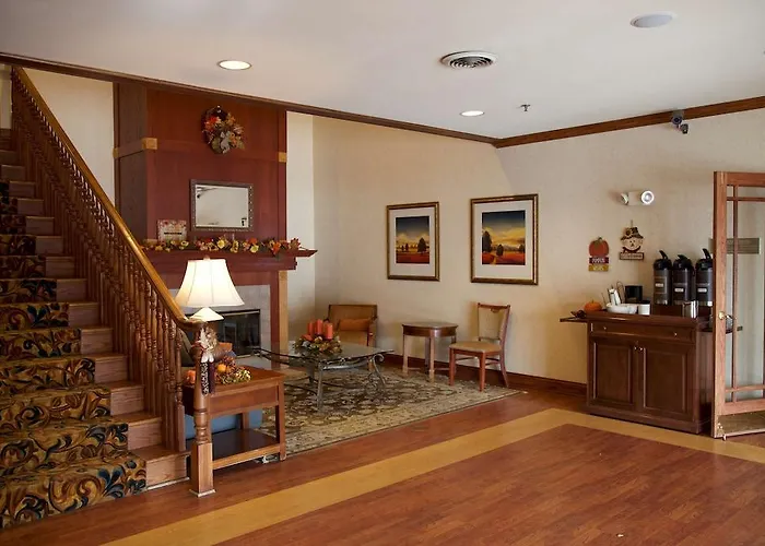 Country & By Radisson, Crystal Lake, Il 4* Crystal Lake