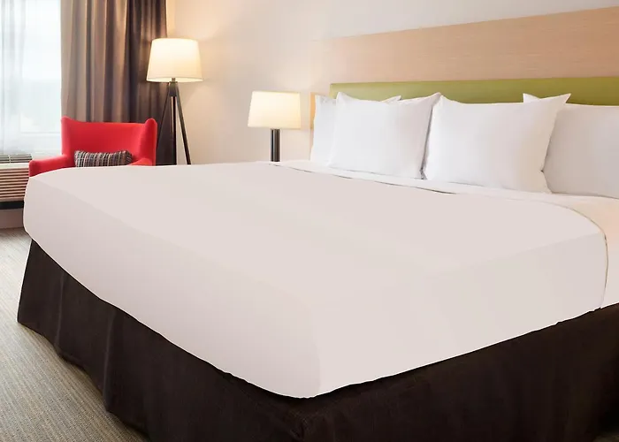 Country & By Radisson, Crystal Lake, Il Hotel 4*
